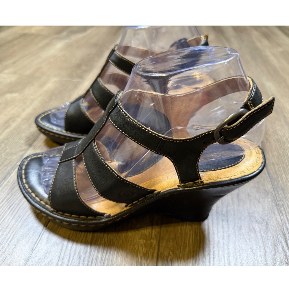 Born W3090 A7 Black Leather Strappy Wedge Sandals Womens Size 7 EU 38